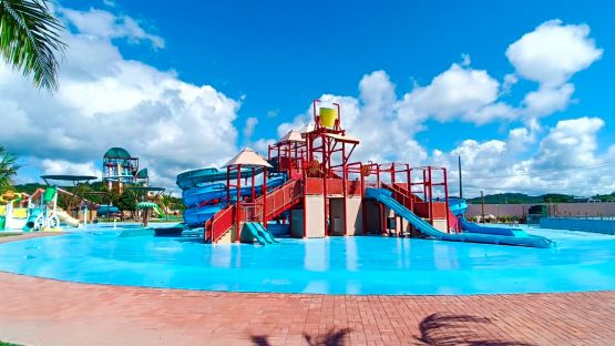 PARQUE AQU&Aacute;TICO ACQUAVENTURA EM CARNEIROS Pacote de Transfer ida e volta + ingresso 